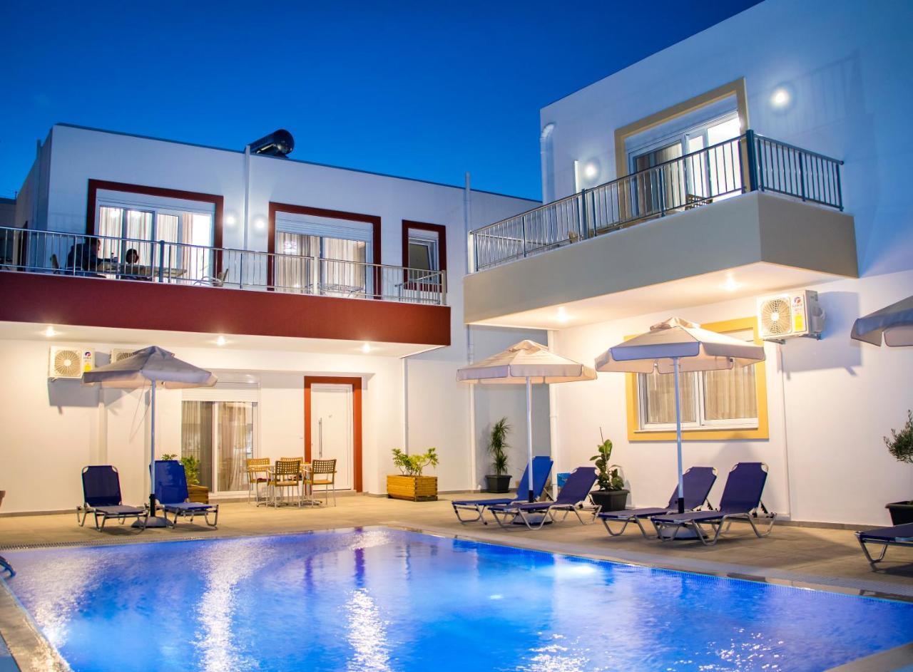Gennadi Gardens Exclusive Apartments ภายนอก รูปภาพ