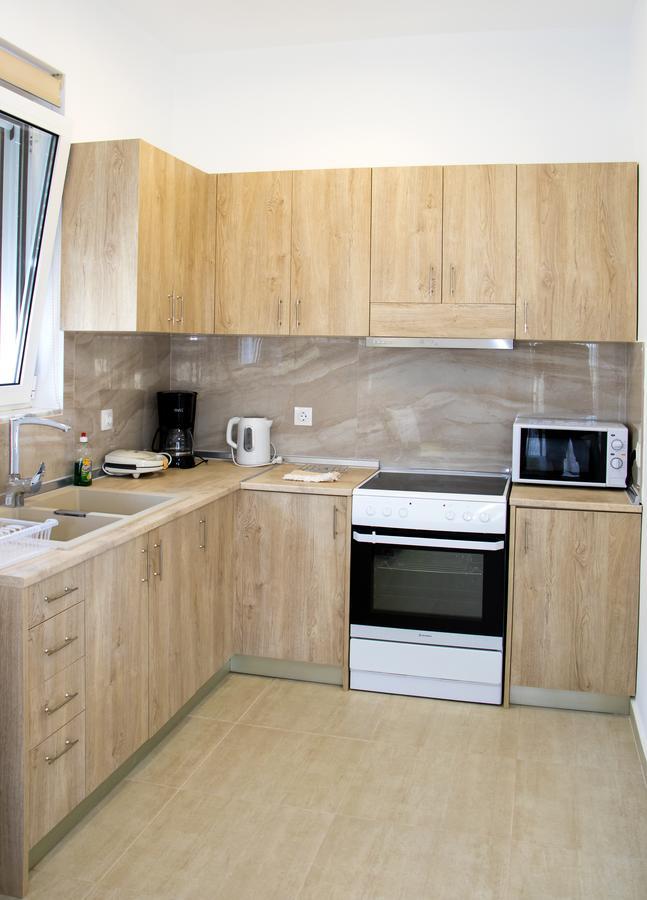 Gennadi Gardens Exclusive Apartments ภายนอก รูปภาพ